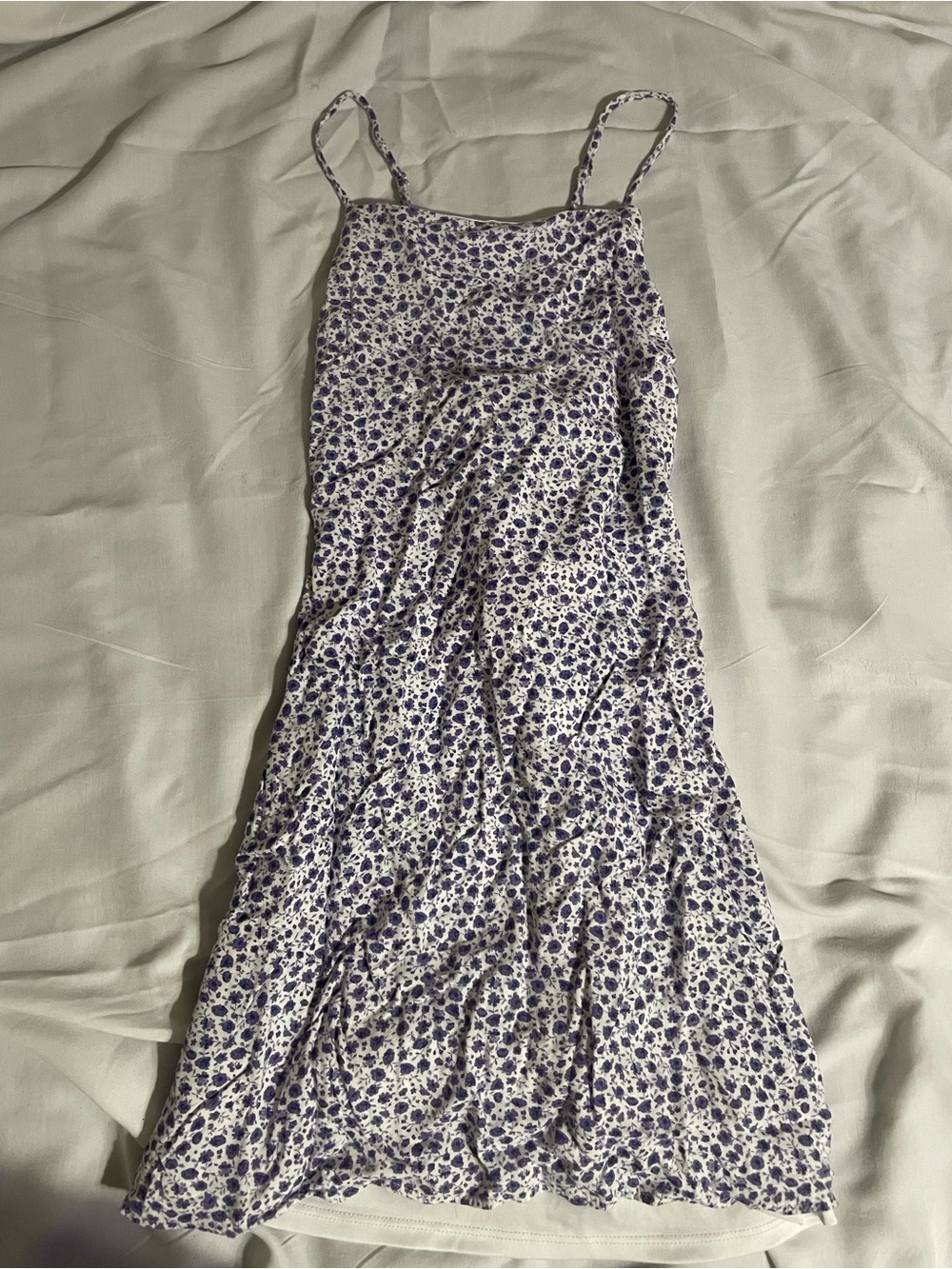 Floral Spaghetti-Strap Midi Dress in White and Blue